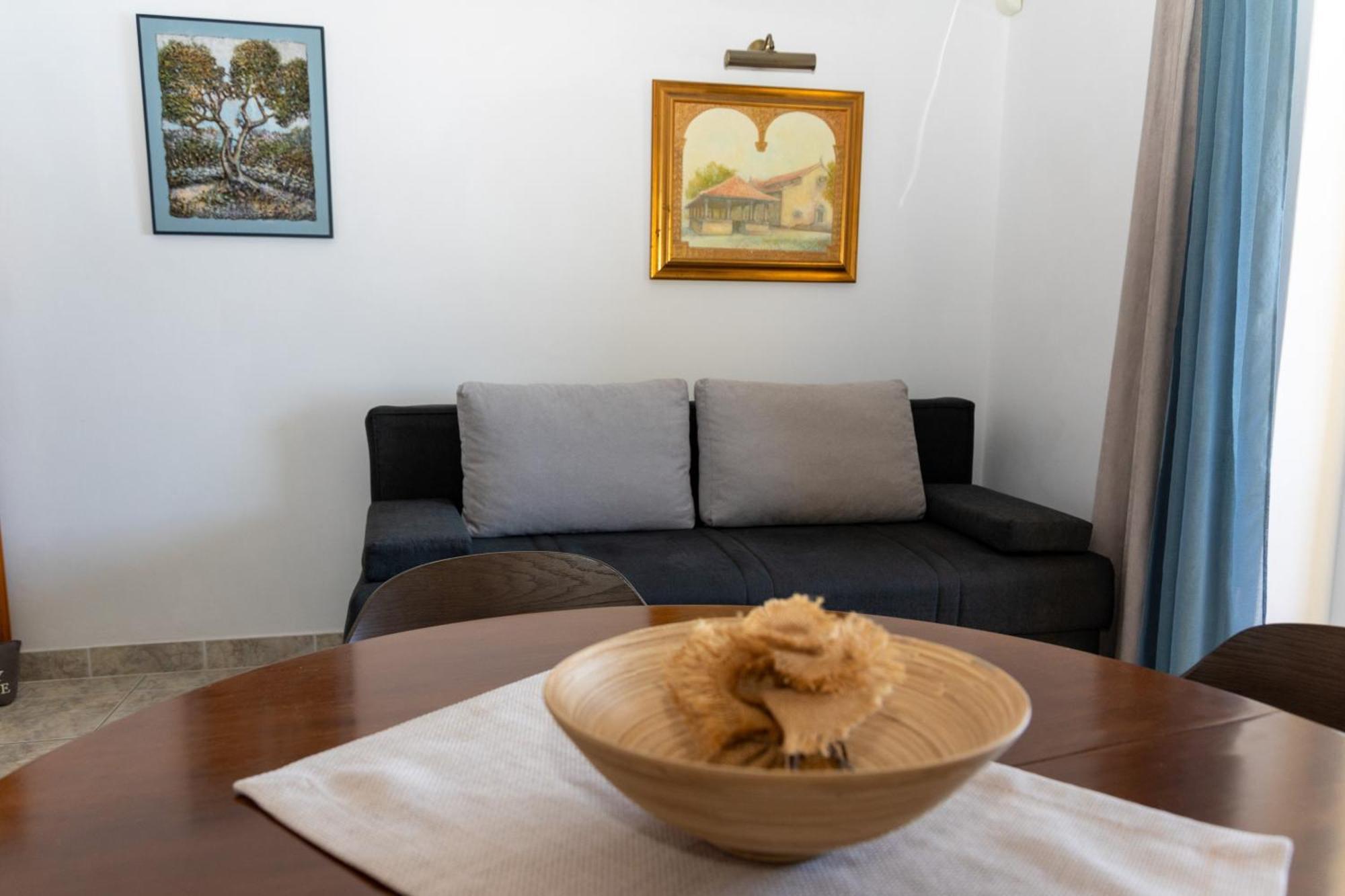 Apartments By The Sea Prigradica, Korcula - 544 Blato  객실 사진